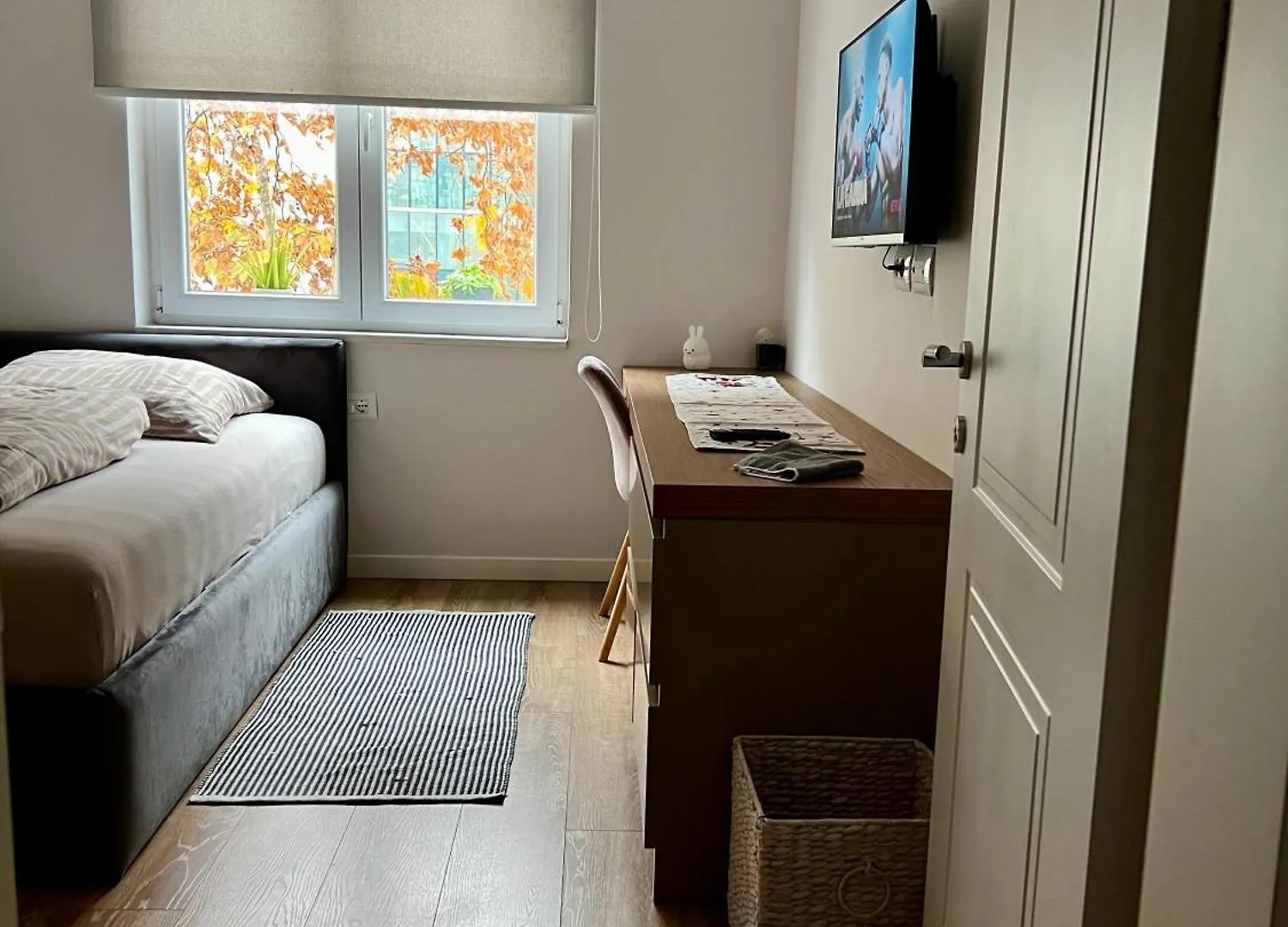 Govi Apartment Al Pieno Centro Di Tiran Apart Otel